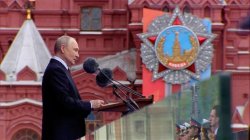 Putin denounces Nato at scaled back Victory Day parade