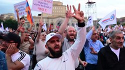 Armenia votes as Russia piles pressure on pro-West government