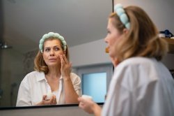 Three quarters of women embrace natural beauty as simple skin routines boost confidence