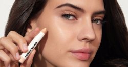 'I'm 57 and don’t want a heavy concealer' but £26 Jones Road pencil is 'perfect'