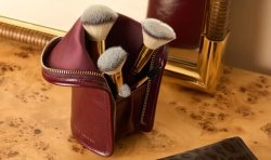 'Super soft' and 'luxurious' makeup brush set makes 'most thoughtful gift'