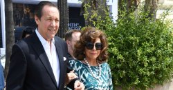Joan Collins left 'hurt' in supermarket incident as furious husband rushed to defend her