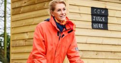 Lisa Hogan confirmed if Jeremy Clarkson proposed weeks before cancer diagnosis unveiled