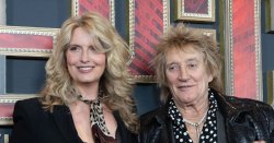 Penny Lancaster fights tears as she makes Rod Stewart admission