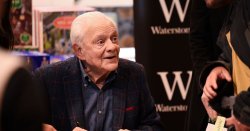 David Jason makes heartbreaking health admission in rare public appearance