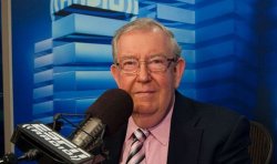 Radio legend dies as heartbroken tributes flood in for 'gentleman'