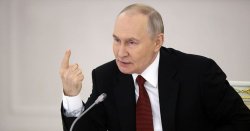 Russia warns Trump  of 'terrifying' consequences over Venezuela raid as WW3 fears explode