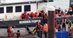 Migrant search team deployed in crackdown on 53,000 foreigners hiding in the UK