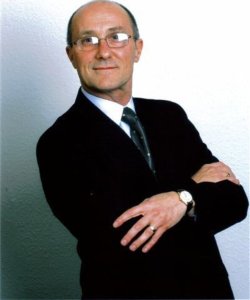 Bobby Cummines: Notorious 70s gangster turned anti-crime campaigner dies aged 74