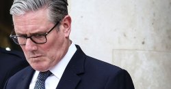 Keir Starmer facing 'resignation time' as Peter Mandelson scandal hits new low