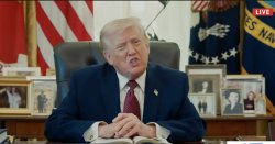 Trump 'struggles' to read Bible verse as viewers make teleprompter claim