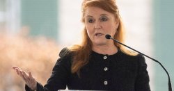 Sarah Ferguson will 'become real thorn in crown' - if she goes ahead with 'secrets' plan