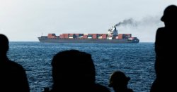 Iran mines 'could disrupt Strait of Hormuz oil supply for 6 months'