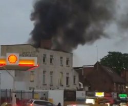 Hackney fire LIVE: London blaze today as huge fire erupts on Mount Pleasant Lane