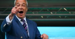Farage says Labour will be 'smashed to smithereens' and predicts early general election