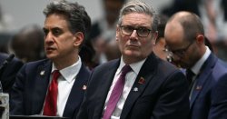 Starmer humiliated as Miliband already 'in secret talks with PM to resign'