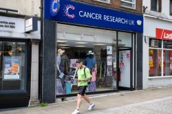 High Street giant begins shop closures - 190 UK stores to shut