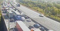 M25 traffic LIVE: Dartford Crossing facing delays after crash near Southend