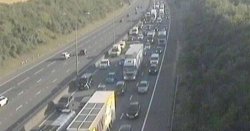 M25 traffic LIVE: Closure on Kent motorway with 90 minute delays and 7 miles queues