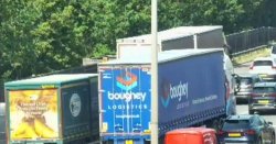 M25 traffic LIVE: Chaos on major motorway as horror multi-vehicle crash sparks closure