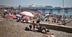 Met Office issues heatwave verdict as forecast shows 34C scorcher in June