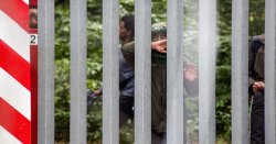 Migrant named after stabbing border officer to death through fence