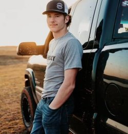 Grim mystery of tragic teen found dead by the roadside with no teeth