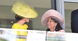 Photographers spot moment between Princess Kate and mum Carole that sums up relationship