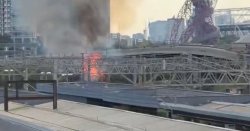 Stratford station closed LIVE: Huge fire breaks out next to London train tracks
