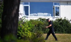 Ann Widdecombe: Mystery car 'seen on driveway 5 minutes before murder'