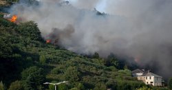 Fourth heatwave to peak at 35C as amber warning issued and wildfires risk 'severe'
