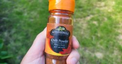 Gardeners urged to sprinkle chilli powder in garden in August