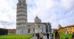 Pisa earthquake: Panic in city filled with Brits as Italy rocked by another tremor