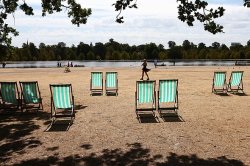 Met Office issues update on rare extreme 'red heat warning' as 36C forecast