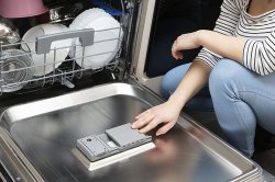 UK households told don't use dishwasher between 6pm and 8pm on Wednesday