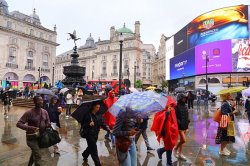 Met Office names 154 UK areas facing 'very heavy rain' on Thursday - full list