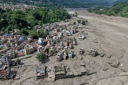 Major update issued on 33 Brits missing in horror Nepal floods