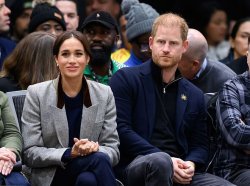 Harry and Meghan 'given two minute warning' before 'surprise' announcement