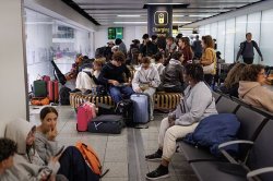 Air traffic control boss won't be sacked despite another day of plane chaos