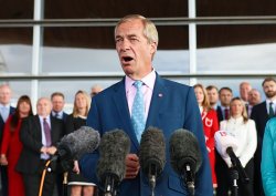 Nigel Farage unveils Reform UK's new Welsh leader