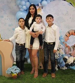 Influencer mum found dead with kids in 'murder suicide' after chilling online post