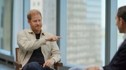 Prince Harry wants to end feud with family and William has brutal reaction