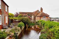 Not York or Bath – 'Venice of England' is pretty village with waterfront walks
