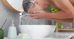 Flight attendant shares why everyone should use hotel shower caps before going to bed