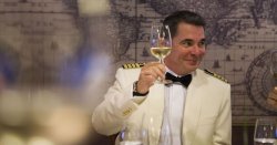I love going on cruises — but I’m always surprised guests ignore 1 strict dress code