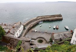 Picturesque fishing village with modern life banned takes tourists 'back in time'