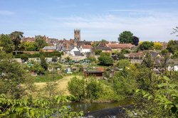 UK's 'best place for autumn' is charming market town full of cosy pubs and easy walks