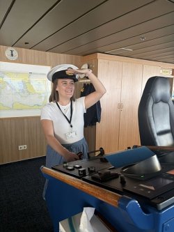 I got sneak peek at Captain's Bridge on cruise ship - there's one terrifying feature