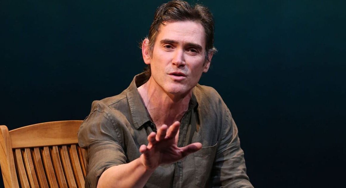 Harry Clarke review: Billy Crudup is mesmerisingly magnificent in riotously rude romp | Theatre | Entertainment