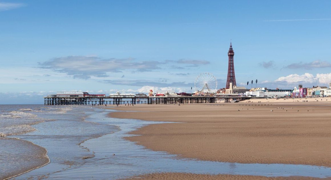 Tourists defend the UK’s ‘worst’ seaside town as visitors love the ‘beautiful’ beach | UK | News